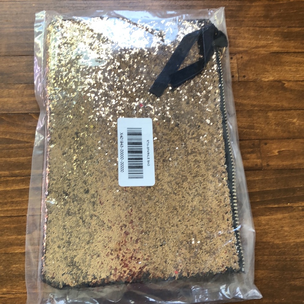 GWP Sparkle Cosmetic Essentials Bag Make Up NWT